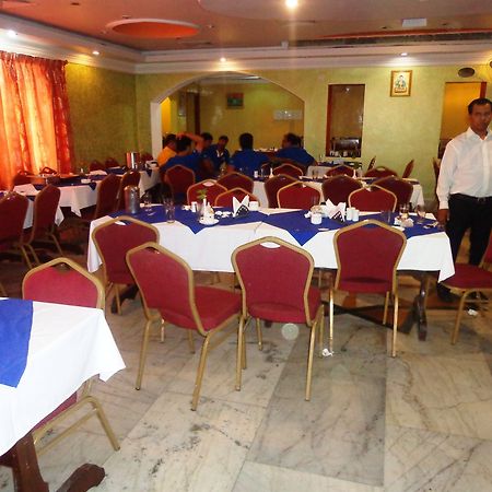 Hotel Taj Darbar Bodhgaya מראה חיצוני תמונה
