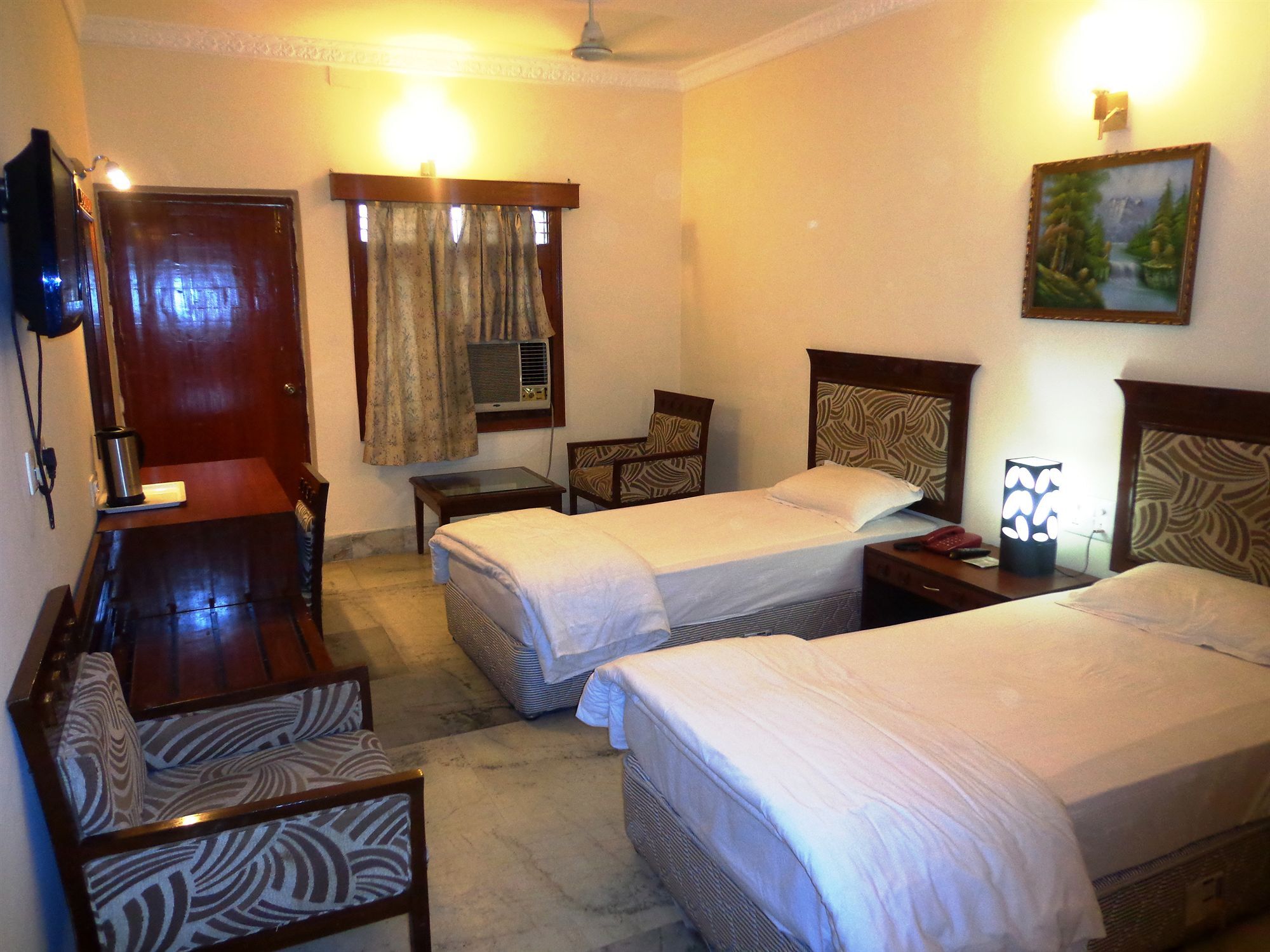 Hotel Taj Darbar Bodhgaya מראה חיצוני תמונה